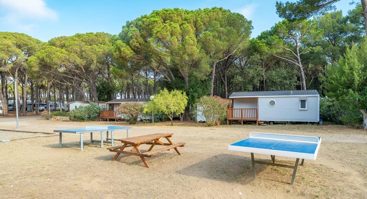 Tables de ping pong au camping Neptuno