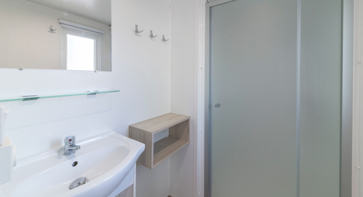 Salle de bain mobil-home Premium camping Neptuno