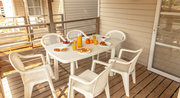 Terrasse mobil-home Comfort au camping Neptuno